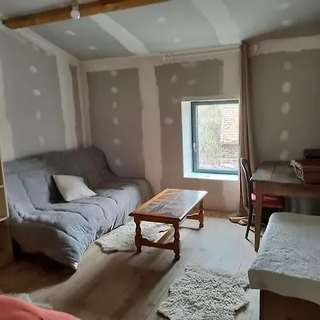 La Roche Paisible Holiday home Saint-Julien-de-Coppel